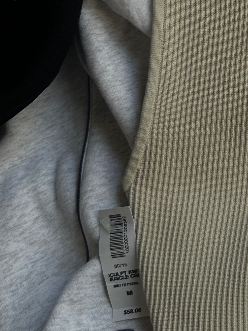 Aritzia Babaton muscle tank cropped - Picture 4 of 4
